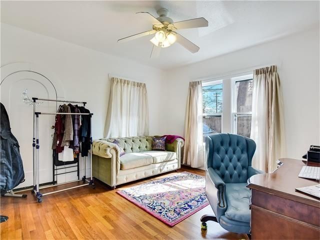 Second bedroom or office, tons of sunshine and light. - 4302 Duval Street