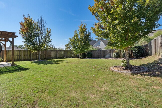Building Photo - 582 Bunchgrass St