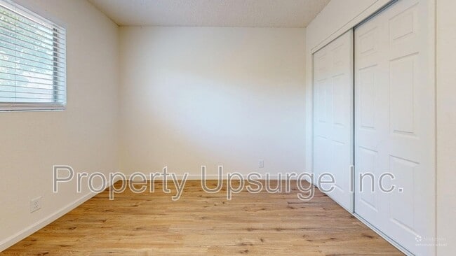 Building Photo - 2741 Gilmore Ln