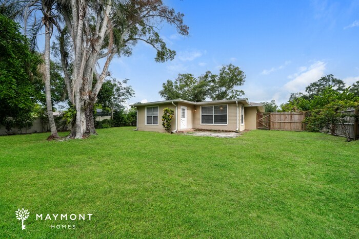 Building Photo - 928 Parkwood Dr