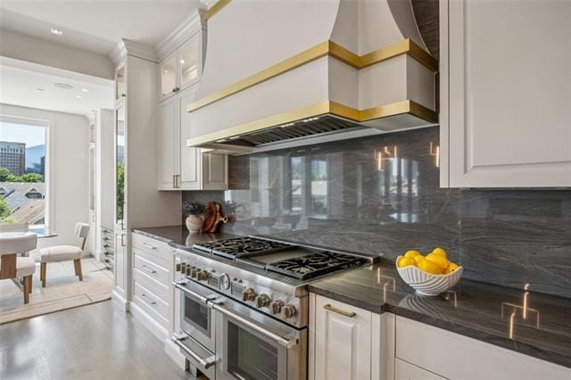 Building Photo - 2210 Boll St