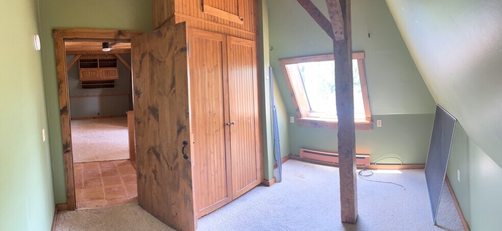 Building Photo - 55 S Main St