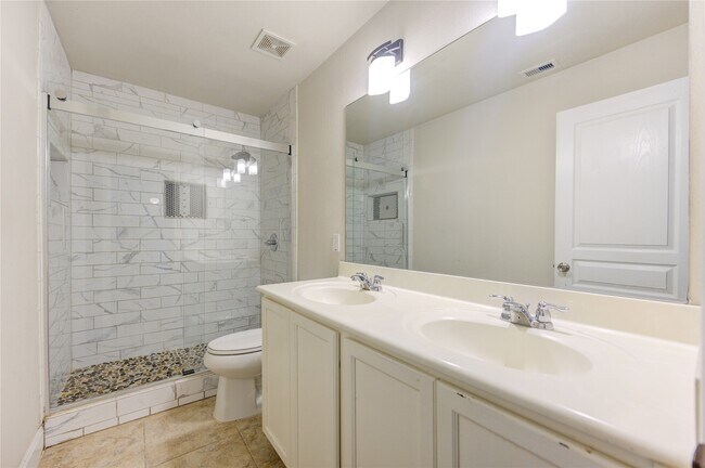 Building Photo - 5319 Fossil Stone Ln