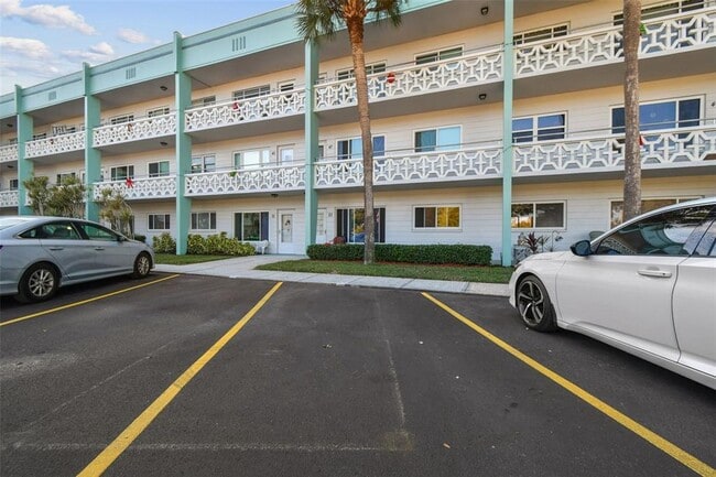 Building Photo - 2455 Finlandia Ln