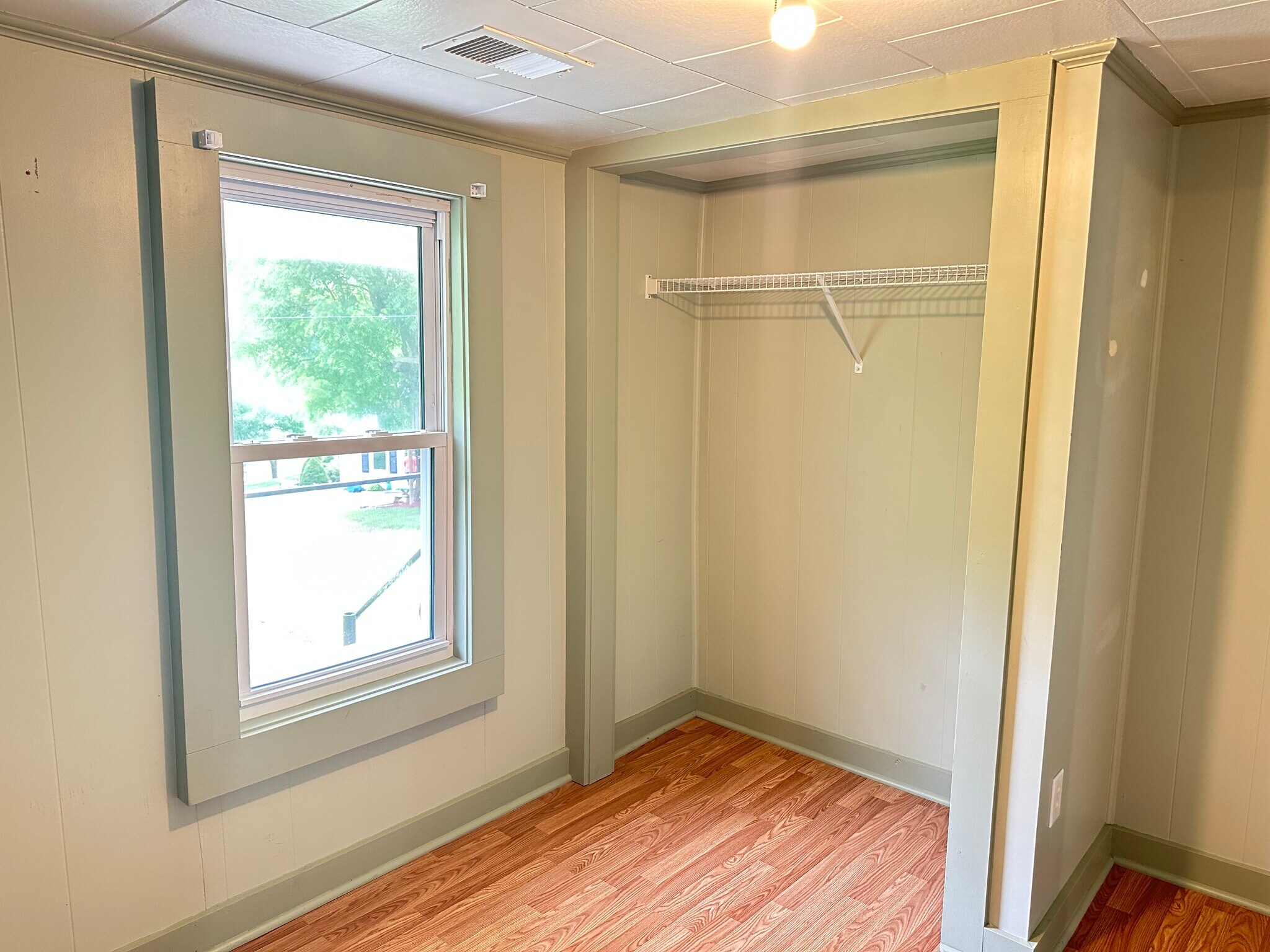 Office/walk-in Closet - 479 Edwin Blevins RD
