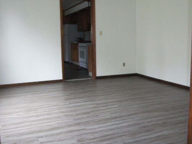 Building Photo - 316 Highland Ave