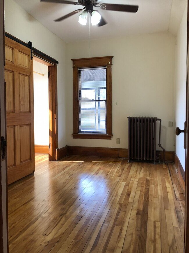 Building Photo - 1610 Selby Ave