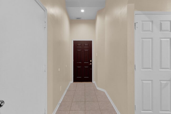 Building Photo - 1803 Riane Ln