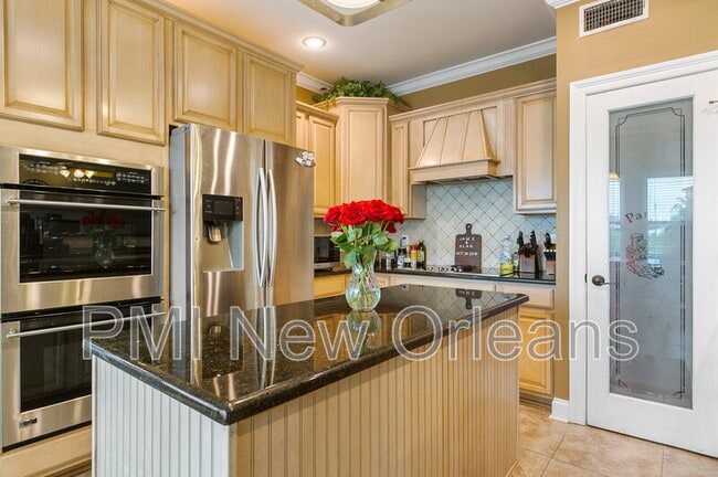 Building Photo - 114 Eden Isles Dr
