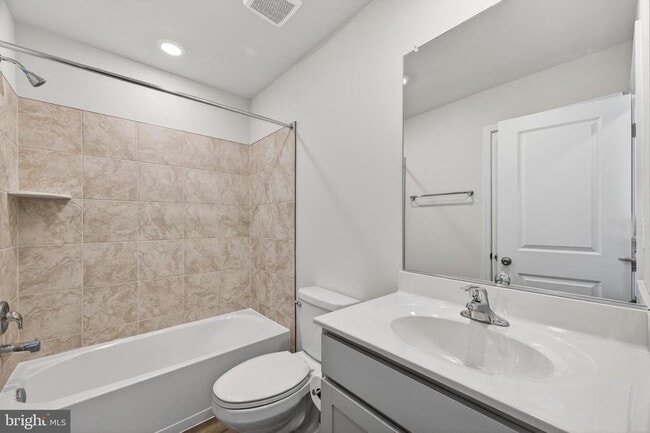 Building Photo - 63 Rolling Branch Dr