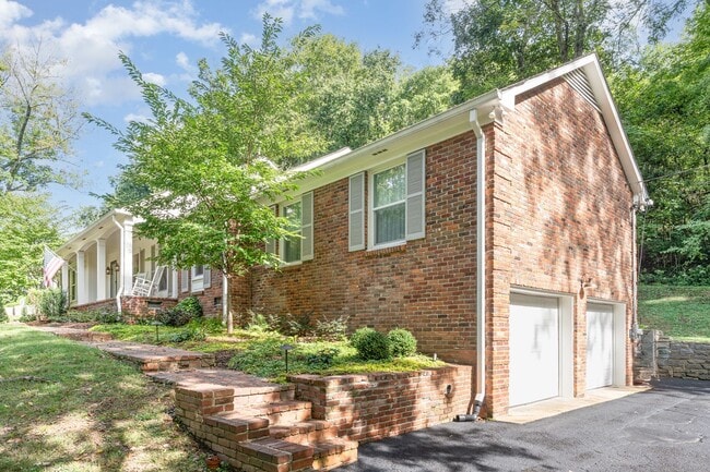 Building Photo - 5817 Fredericksburg Drive – Forest Hills |...