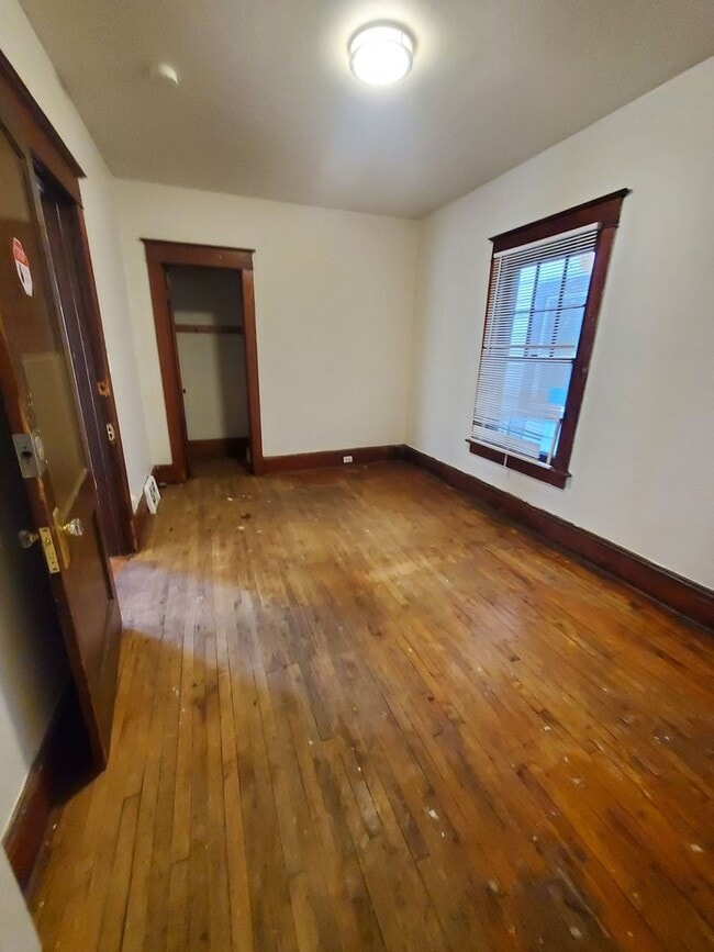 Building Photo - 3520-3522 N 15th St. (Duplex)(ACE PROPERTY)