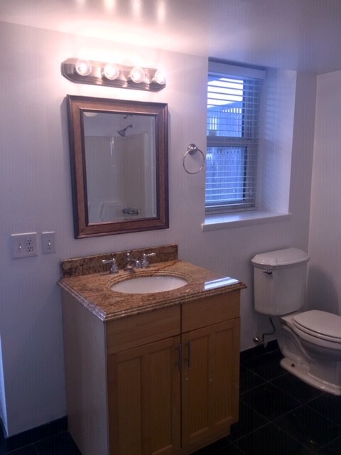 Master bathroom - 5717 Howe St