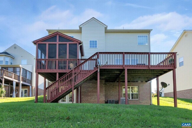 Building Photo - 373 Bayberry Way