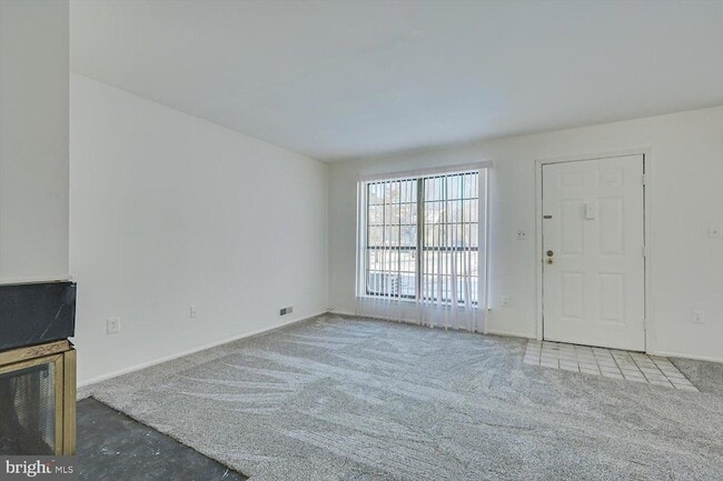 Building Photo - 60 O'Neill Ct