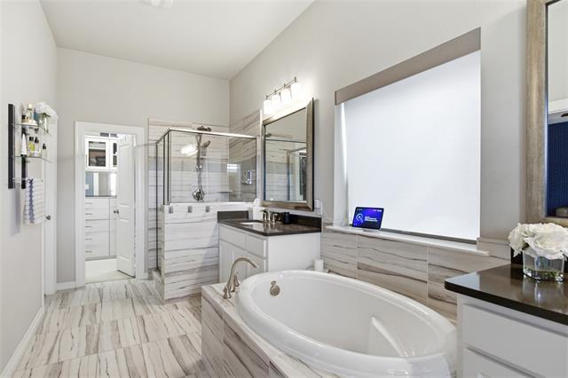 Building Photo - 7400 Van Tuyl Pkwy