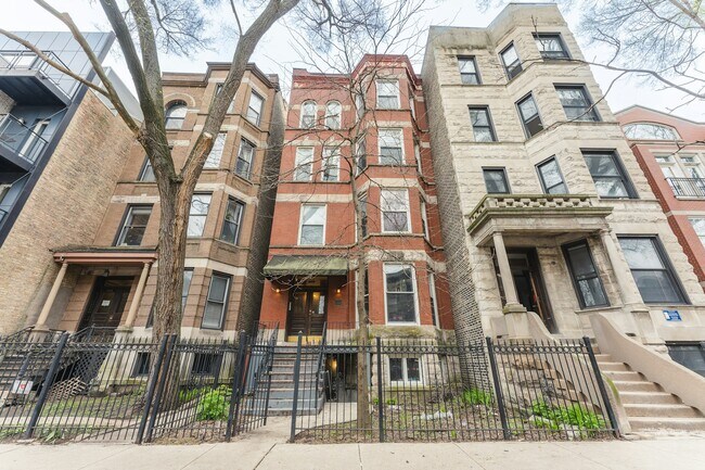 Building Photo - 3519 N Reta Ave