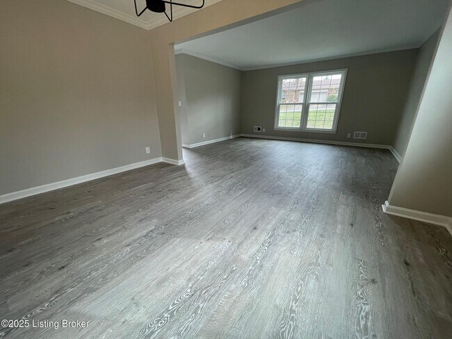 Building Photo - 7308 Buffington Ct