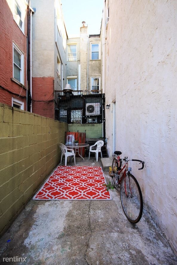 Building Photo - 3 br, 1 bath House - 208 W STILES ST