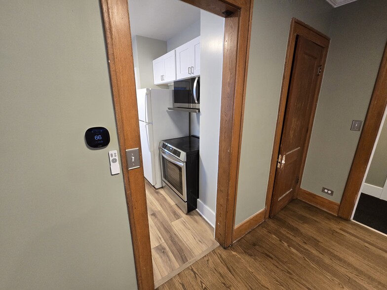 ecobee - 1019 Widdicomb Ave NW