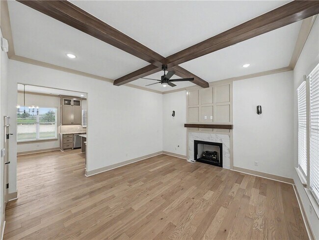 Building Photo - 7671 Scenic Vly Ave