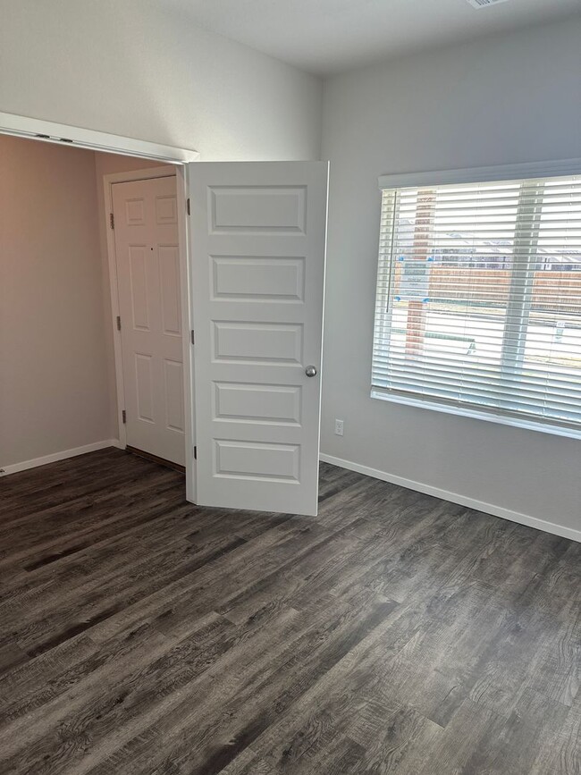 Building Photo - *Pre-leasing* NEW Three Bedroom | Two Bath...