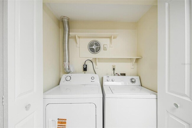 Building Photo - 200 Maitland Ave