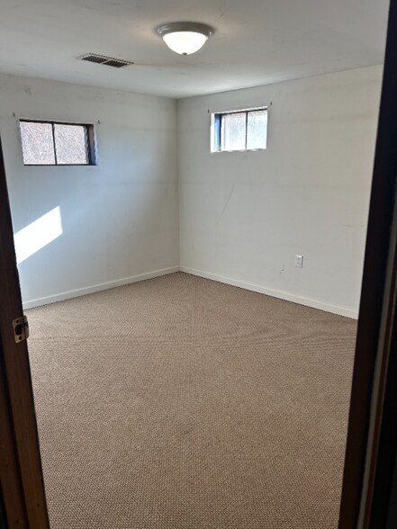 Building Photo - 14 Joan Dr