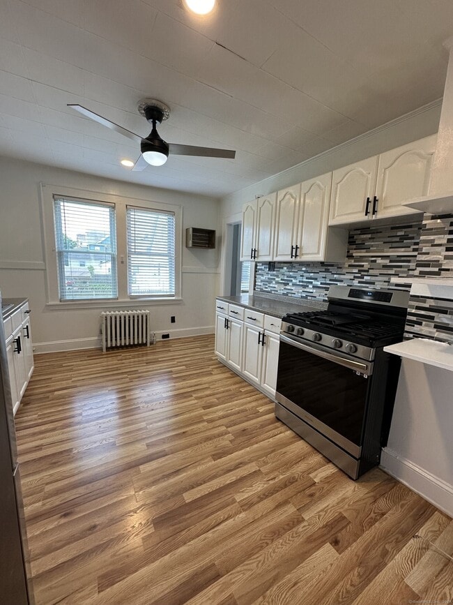 Building Photo - 83 High Park Ave