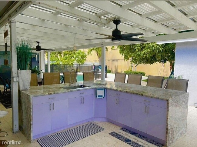 Building Photo - 3 br, 3 bath House - 1474 Cochran Dr