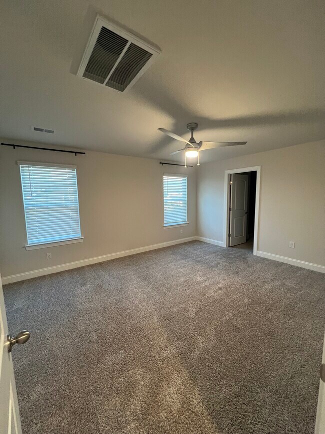 Building Photo - 3630 Mathewson Way