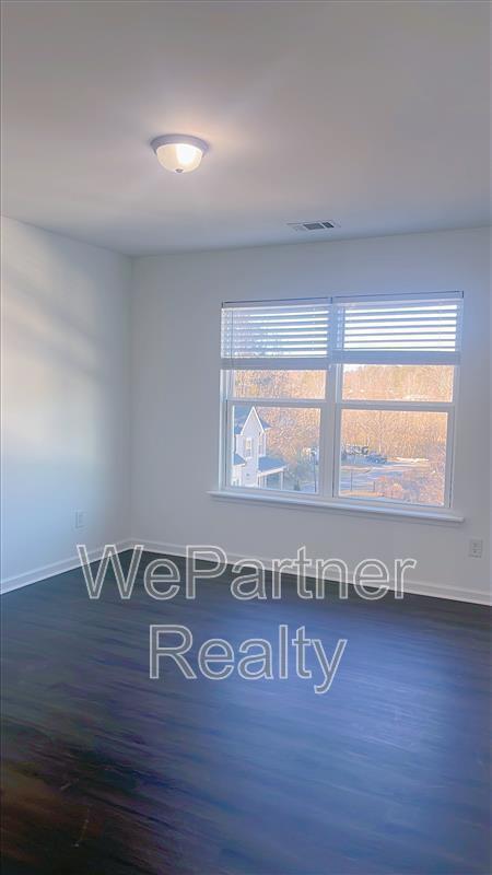 Building Photo - 3 Sandstone Dr