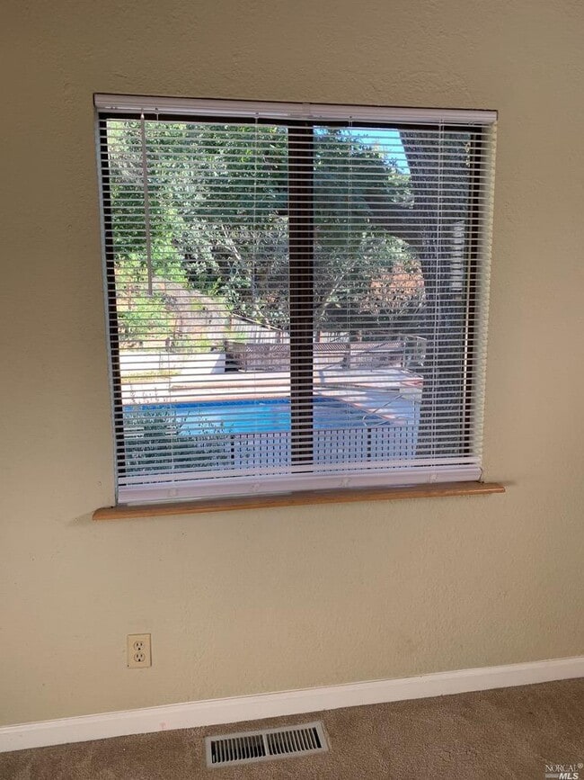 Building Photo - 848 Acalanes Rd