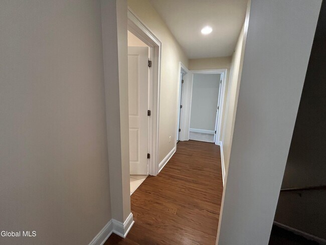 Building Photo - 60 Weibel Ave