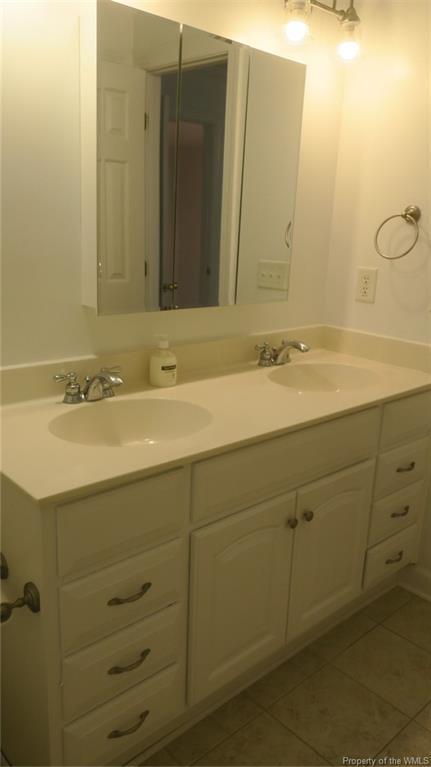 Building Photo - 128 Great Glen