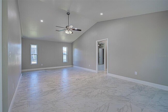 Building Photo - 7379 Snow Dr