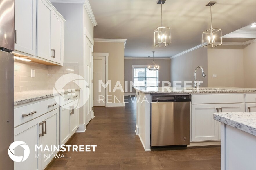 Building Photo - 9509 Hampton Oak Dr S E