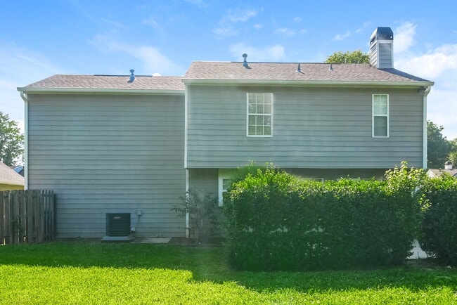 Building Photo - 2966 Heather Lake Dr