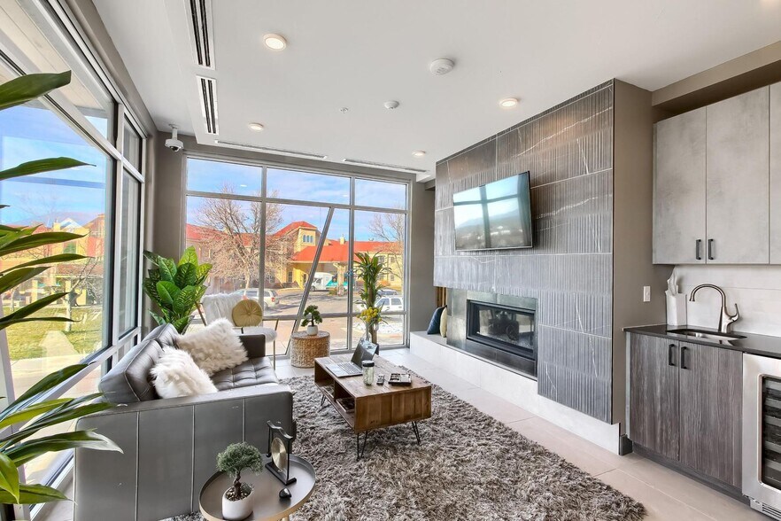 Building Photo - 2876 W 53rd Ave