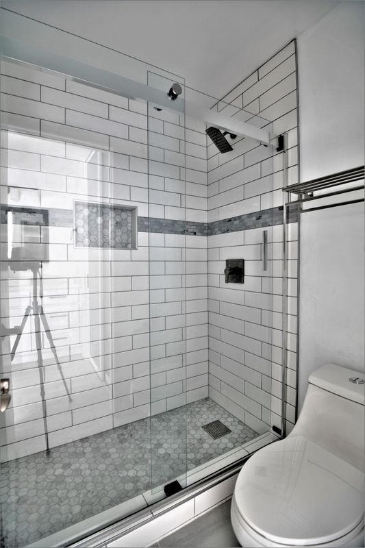 Building Photo - 258 Streamwood