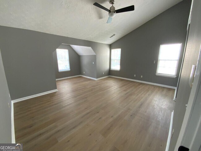Building Photo - 6506 Chestnut Lake Crossing