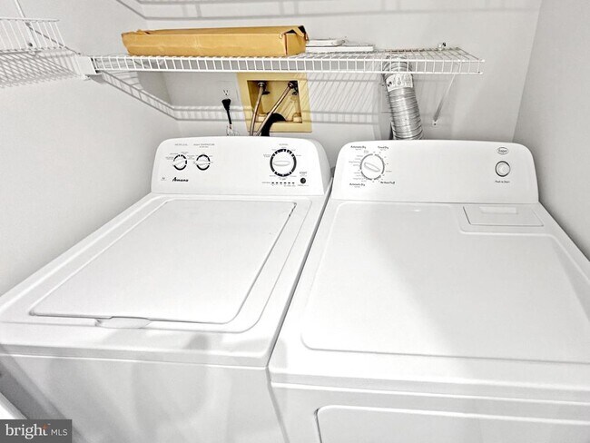 Building Photo - 19008 Amarillo Dr