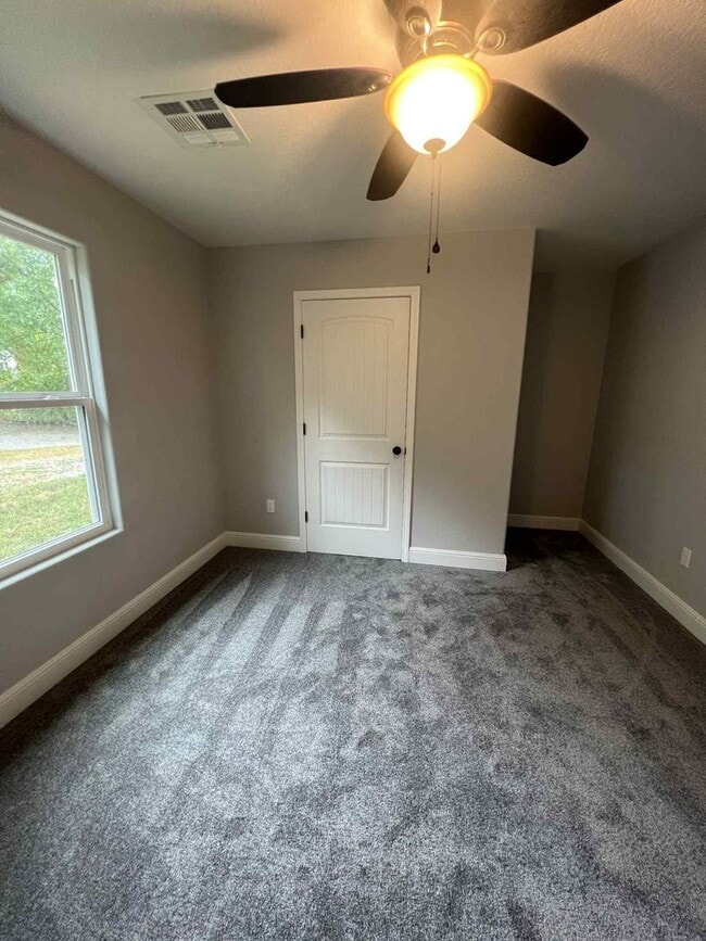 Building Photo - For Rent in Webb City – Brand New Home! 3 ...