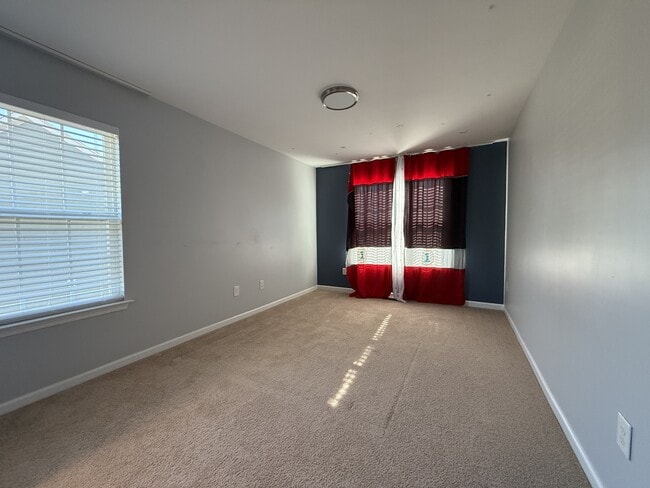 Building Photo - 505 Sweet Laurel Ln