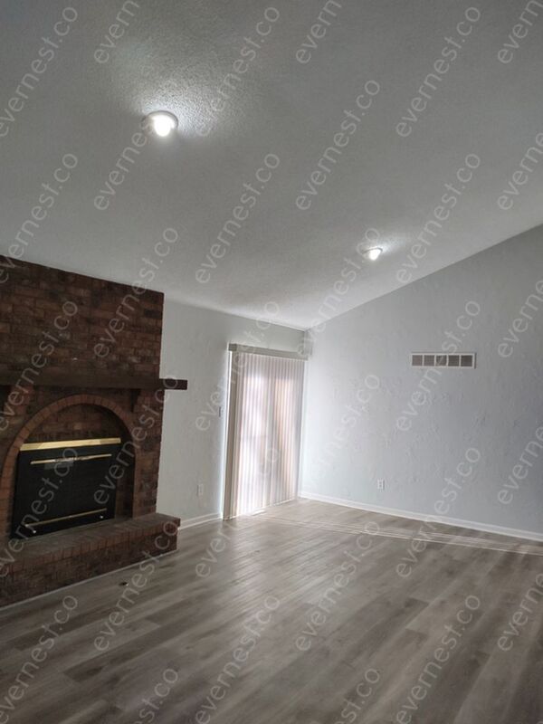 Building Photo - 2836 S Ann Ave