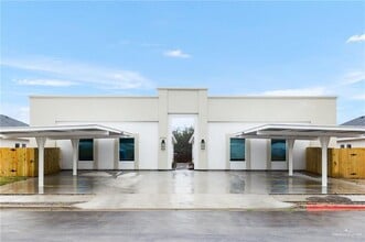 Building Photo - 3744 N Mezcal Dr