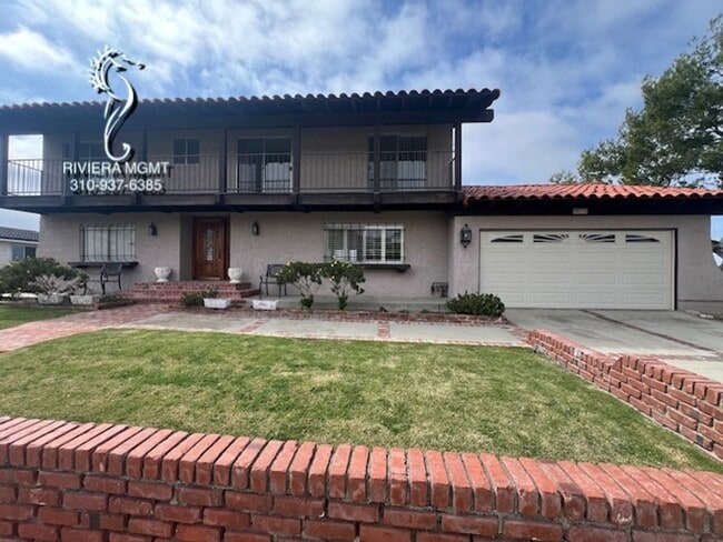 Building Photo - 5 bedroom 4 bath in Rancho Palos Verdes