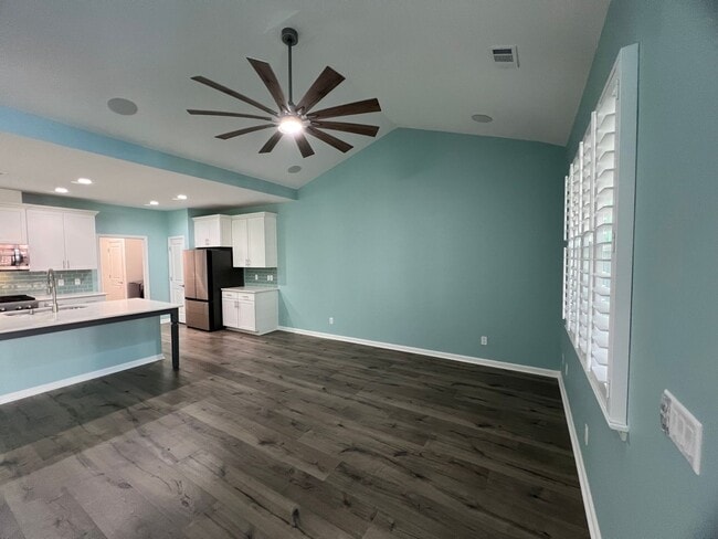 Building Photo - Welcome to Margaritaville 55 + Community