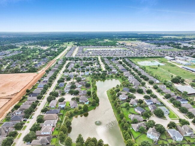 Building Photo - 14626 Gervaise Dr