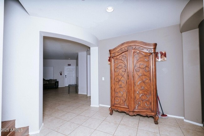 Building Photo - 19367 W Madison St